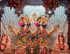 At the central altar, you will see idols of Krishn At the central altar, you will see idols of Krishna and Balarama while at the right altar the deities includes Sri Sri Radha Shyamsunder with gopis La